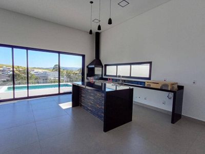 Casa, 3 quartos, 250 m² - Foto 1