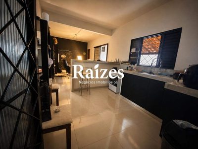 Casa, 3 quartos, 60 m² - Foto 2