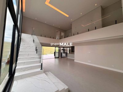 Sobrado, 5 quartos, 382 m² - Foto 1