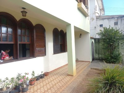 Casa, 3 quartos, 260 m² - Foto 2