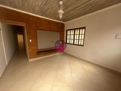 Casa, 3 quartos, 100 m² - Foto 1