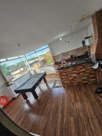 Casa, 3 quartos, 203 m² - Foto 1