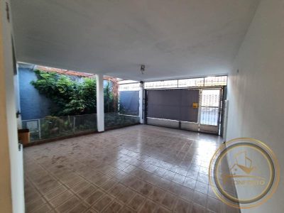 Casa, 4 quartos, 293 m² - Foto 2