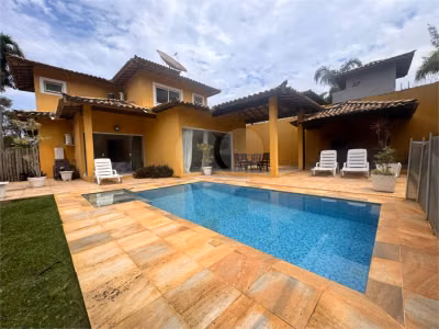 Casa, 4 quartos, 250 m² - Foto 1