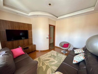 Casa, 4 quartos, 245 m² - Foto 2