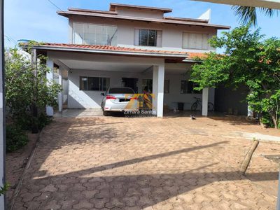 Sobrado, 6 quartos, 272 m² - Foto 1