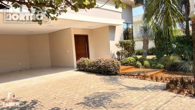 Casa, 4 quartos, 214 m² - Foto 2