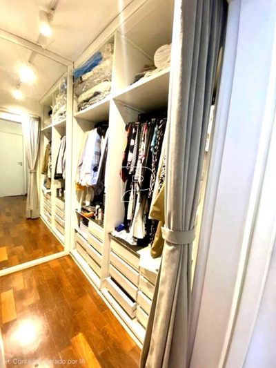 Apartamento, 4 quartos, 244 m² - Foto 2