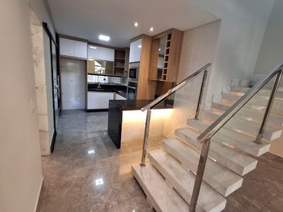 Casa, 4 quartos, 220 m² - Foto 2