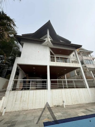 Casa, 5 quartos, 520 m² - Foto 1