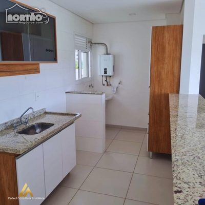 Casa, 3 quartos, 77 m² - Foto 2