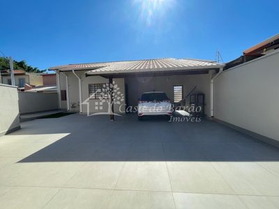 Casa, 3 quartos, 257 m² - Foto 1