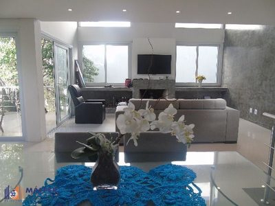Casa, 4 quartos, 170 m² - Foto 1