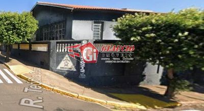 Casa, 3 quartos, 209 m² - Foto 3