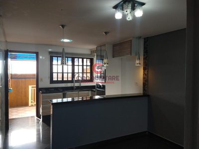 Casa, 3 quartos, 172 m² - Foto 3