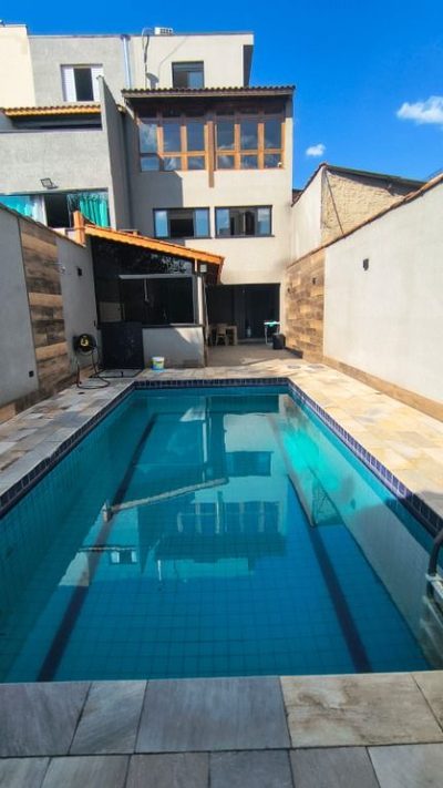 Casa, 3 quartos, 189 m² - Foto 1