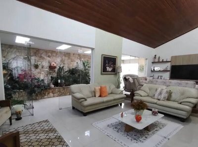 Casa, 3 quartos, 295 m² - Foto 1