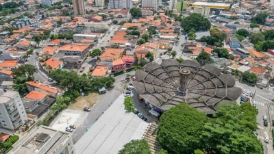 Loteamento e Condomínio, 227 m² - Foto 1