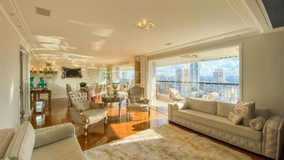 Apartamento, 4 quartos, 233 m² - Foto 1