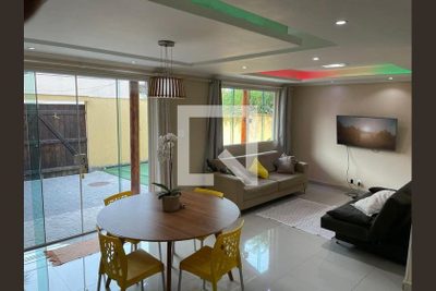 Casa, 4 quartos, 120 m² - Foto 1