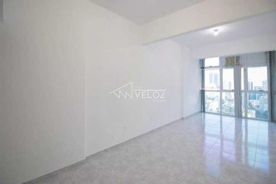 Apartamento, 1 quarto, 31 m² - Foto 2