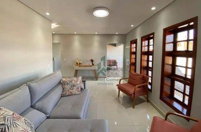 Casa, 3 quartos, 166 m² - Foto 1