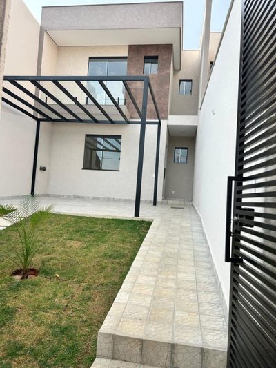 Casa, 3 quartos, 230 m² - Foto 1