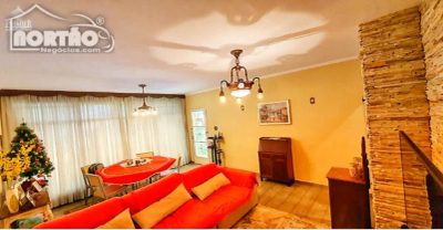 Casa, 3 quartos, 168 m² - Foto 1