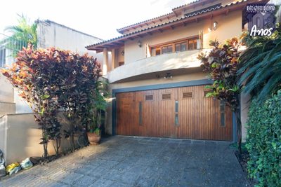 Casa, 4 quartos, 316 m² - Foto 1