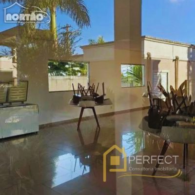 Casa, 3 quartos, 239 m² - Foto 2