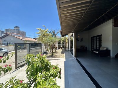 Casa, 4 quartos, 210 m² - Foto 4