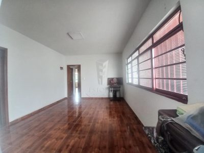 Casa, 1 quarto, 300 m² - Foto 2