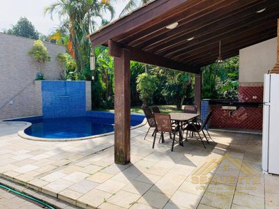 Casa, 5 quartos, 273 m² - Foto 2