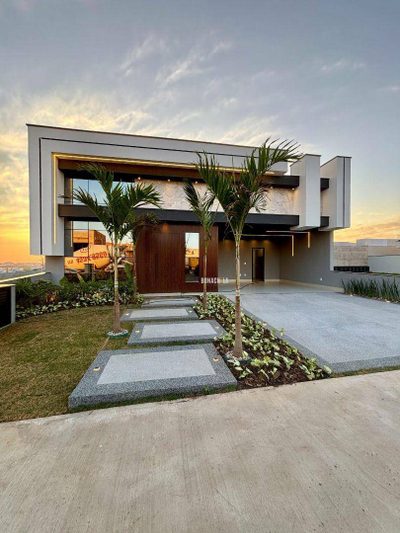 Casa, 3 quartos, 191 m² - Foto 1