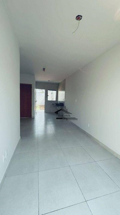 Casa, 2 quartos, 46 m² - Foto 3