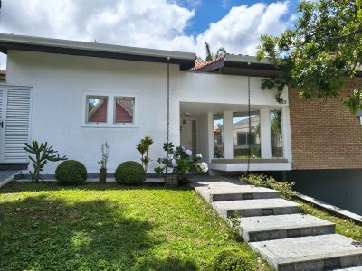 Casa, 3 quartos, 302 m² - Foto 1