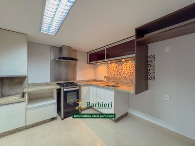 Casa, 4 quartos, 214 m² - Foto 1