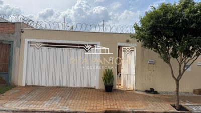 Casa, 3 quartos, 131 m² - Foto 1