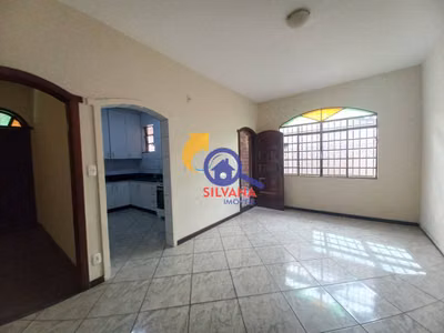 Casa, 3 quartos, 213 m² - Foto 1