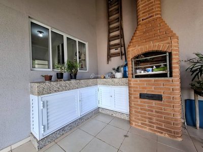 Casa, 3 quartos, 135 m² - Foto 2