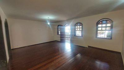 Casa, 4 quartos, 360 m² - Foto 2