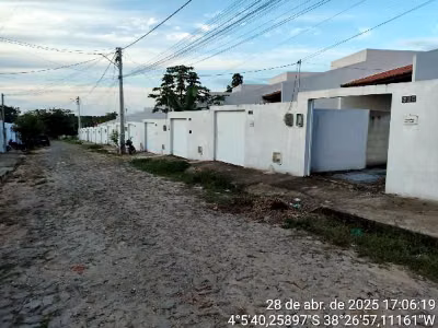 Casa, 2 quartos, 66 m² - Foto 1