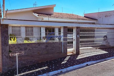 Casa, 3 quartos, 289 m² - Foto 1
