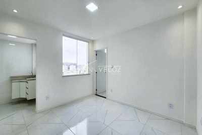 Apartamento, 1 quarto, 33 m² - Foto 4