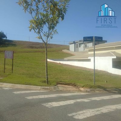 Loteamento e Condomínio, 596 m² - Foto 1