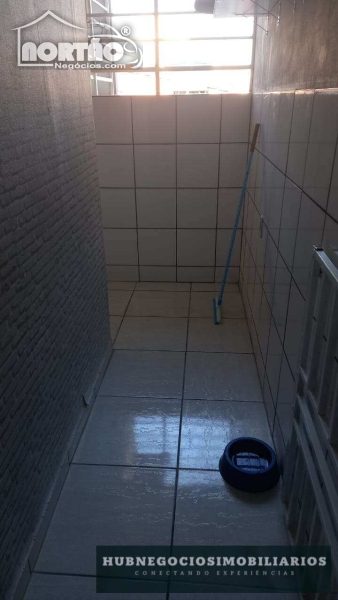 Casa, 5 quartos, 156 m² - Foto 2