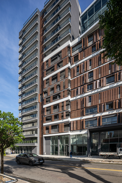 Loja-Salão, 1329 m² - Foto 1