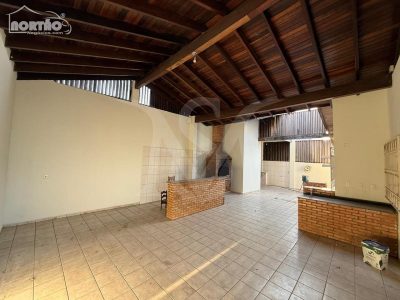 Casa, 5 quartos, 240 m² - Foto 3