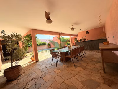 Casa, 4 quartos, 347 m² - Foto 1