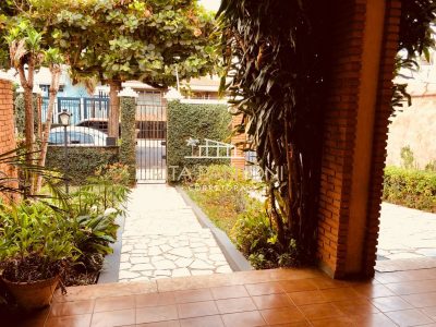 Casa, 3 quartos, 263 m² - Foto 1